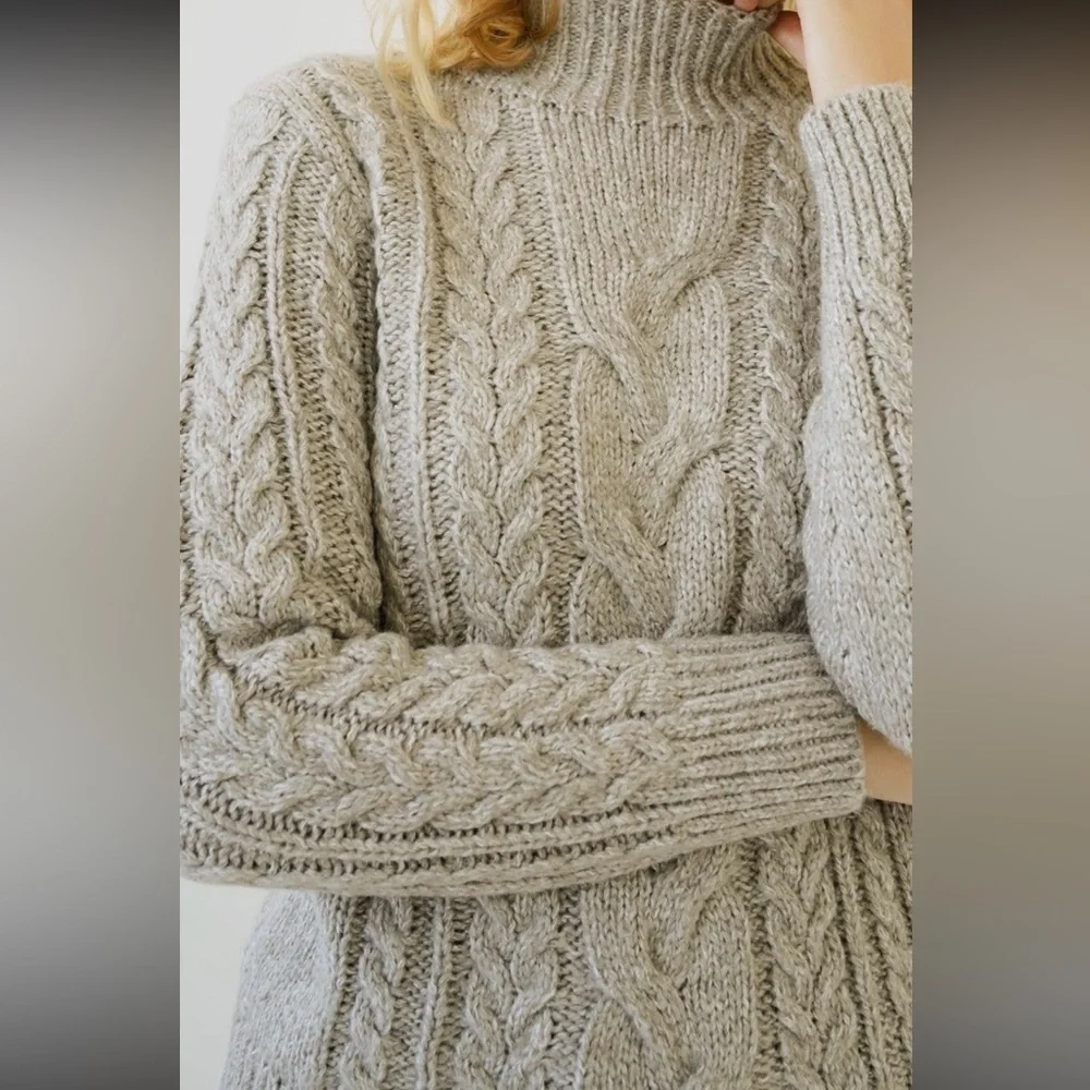 🆕Sweater Cable Knit Mock Neck Light Grey S, M & L Available - Picture 5 of 8